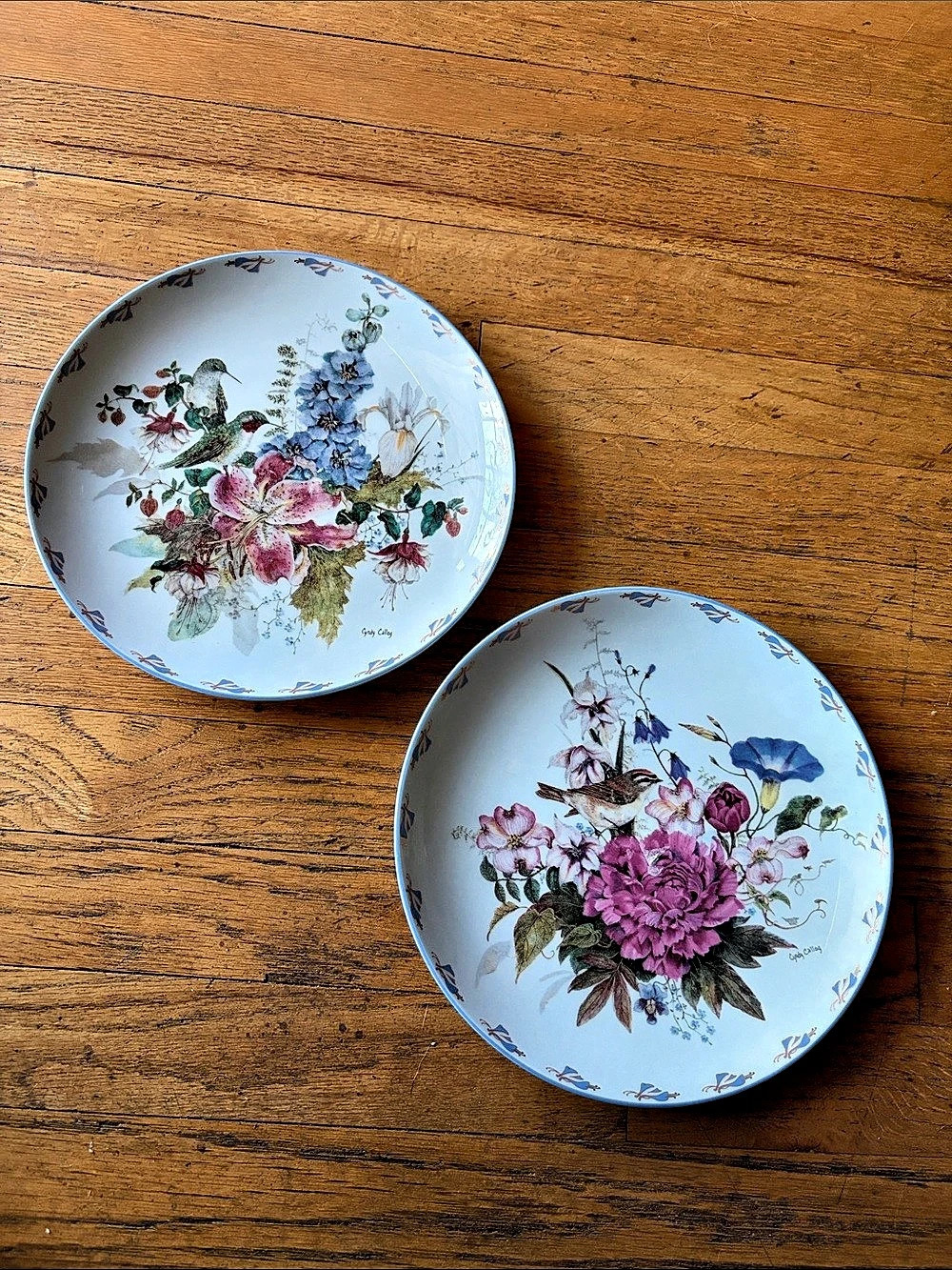 W.S. George Floral Fancies collection Floral Decorative Plates Blue & Pink - Picture 1 of 3